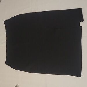 Mezzanine Skirt Size Medium